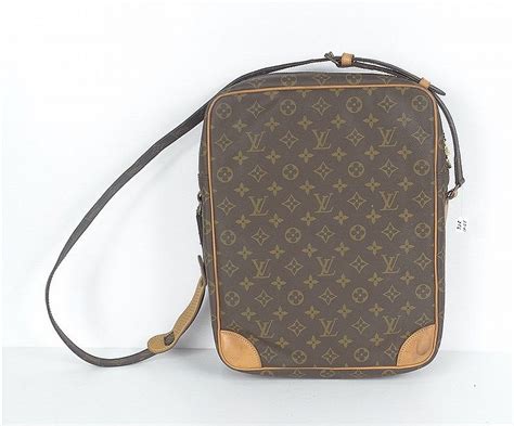 sacoche alpha louis vuitton|sacoche Louis Vuitton unboxing.